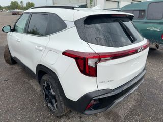 2025 Kia Seltos EX - Exterior Rear Left Corner Image